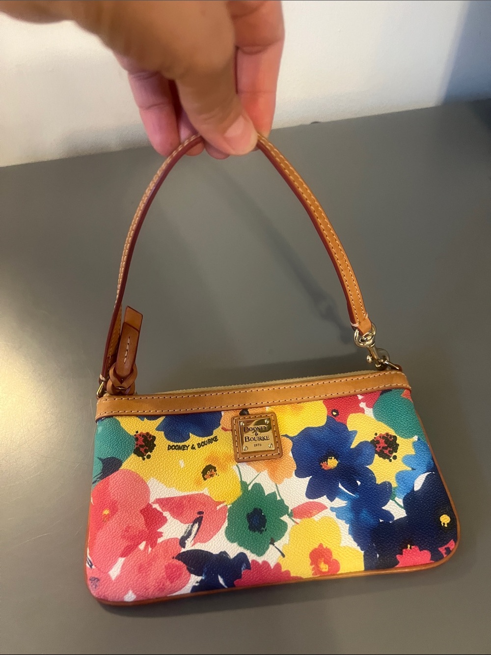 Dooney & Bourke Bright Floral Wristlet with Tan Trim - Picture 7 of 7